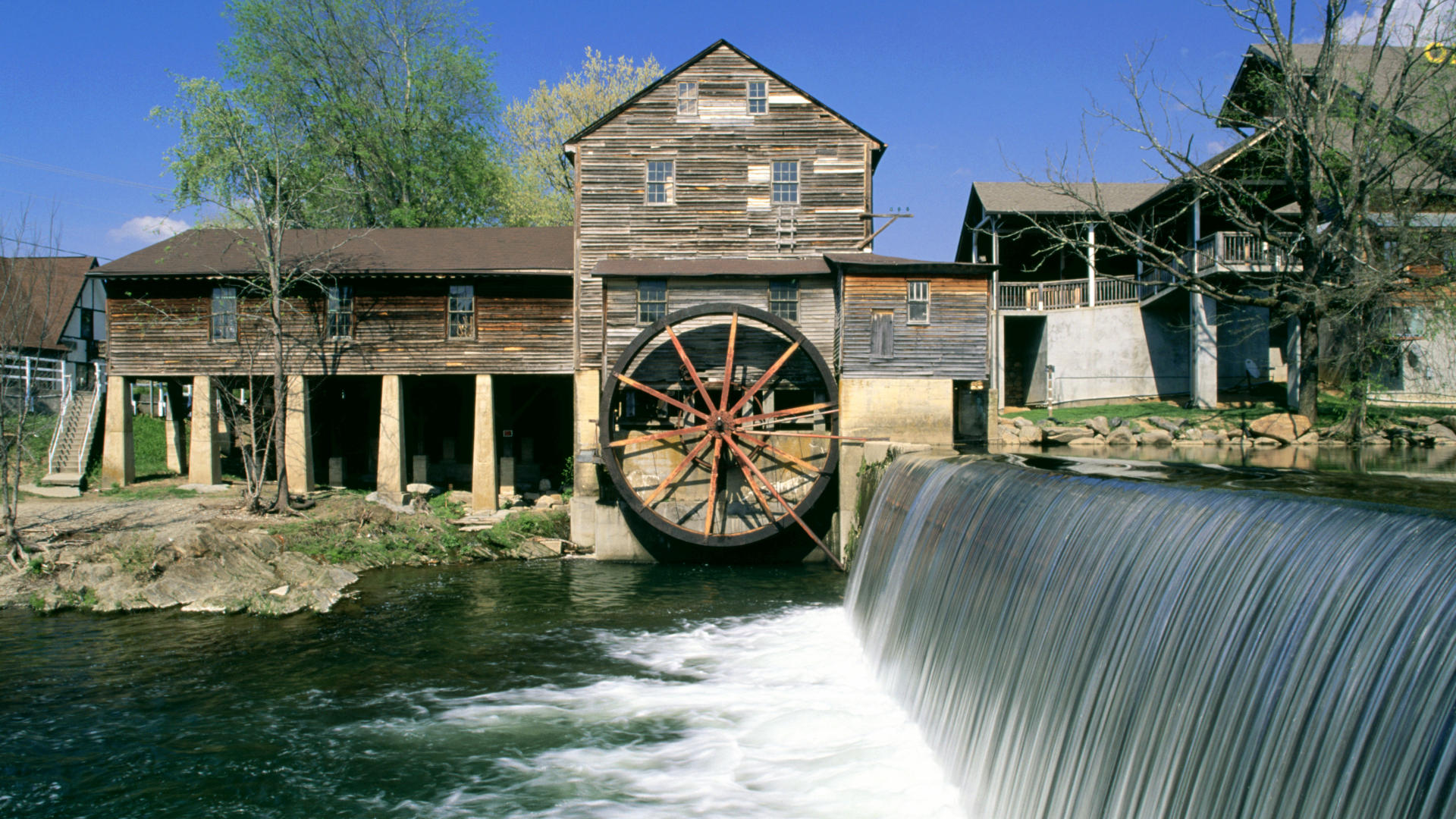 Water wheel. Приливные мельницы. Пиджен фордж. Запруда водяной мельницы. Дегирмен водяная мельница.