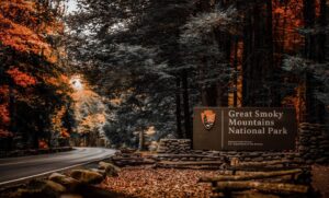 The Smoky Mountains are home to the picturesque valley of Cades Cove